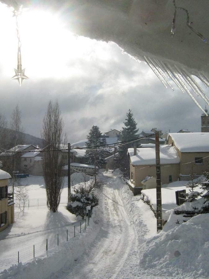Cal Tistu Apartamento Matemale Exterior foto