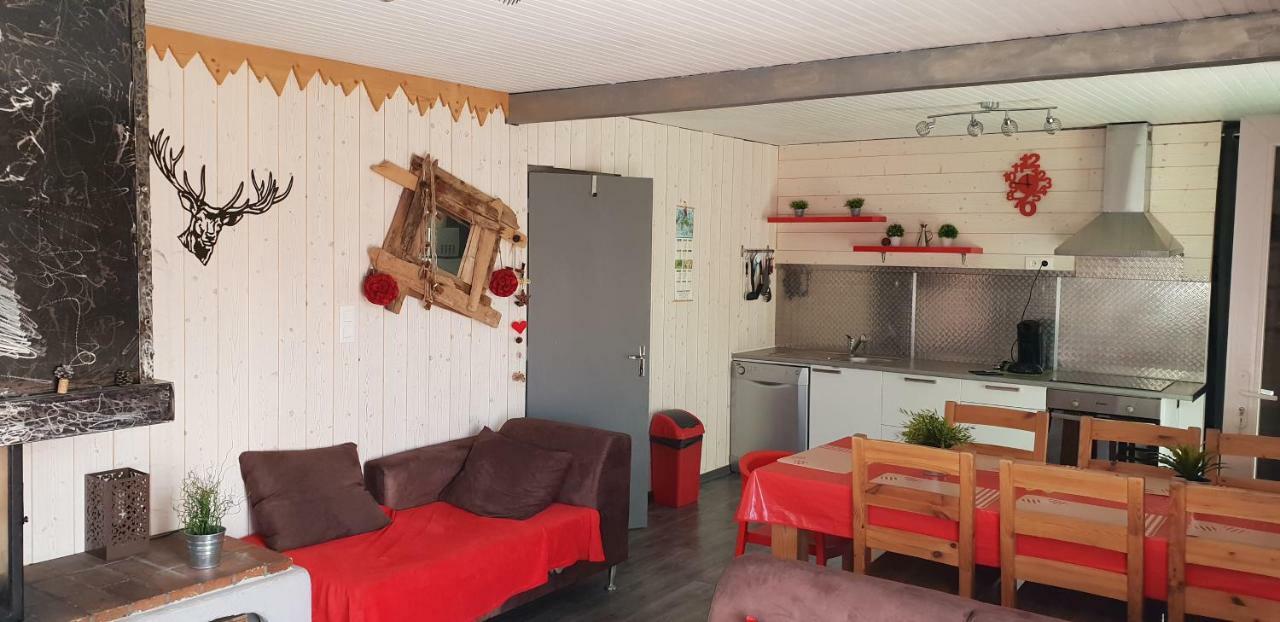 Cal Tistu Apartamento Matemale Exterior foto